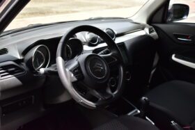 
									SUZUKI SWIFT HIBRIDO completo								