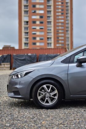 
									NISSAN VERSA SENSE – 2022 completo								