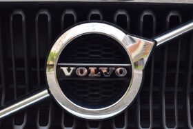 
									VOLVO CX40 – 2020 completo								