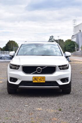 
									VOLVO CX40 – 2020 completo								