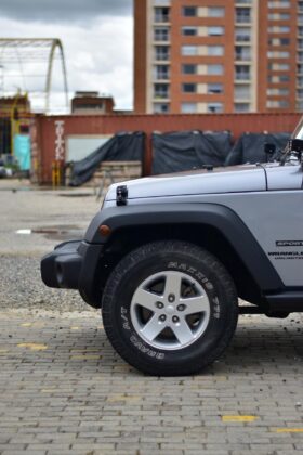 
									JEEP WRANGLER – UNLIMITED 4X4 – 2015 completo								