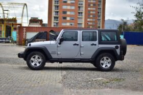 
									JEEP WRANGLER – UNLIMITED 4X4 – 2015 completo								