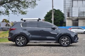 
									KIA SPORTAGE DESIRE HIBRIDA 2020 completo								