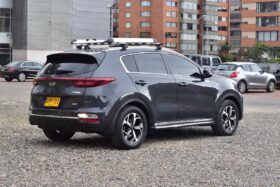 
									KIA SPORTAGE DESIRE HIBRIDA 2020 completo								