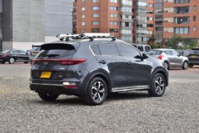 
									KIA SPORTAGE DESIRE HIBRIDA 2020 completo								