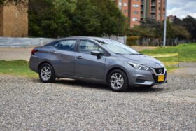 
									NISSAN VERSA SENSE – 2022 completo								