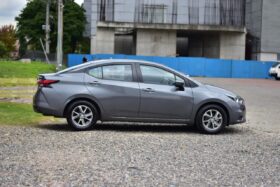 
									NISSAN VERSA SENSE – 2022 completo								